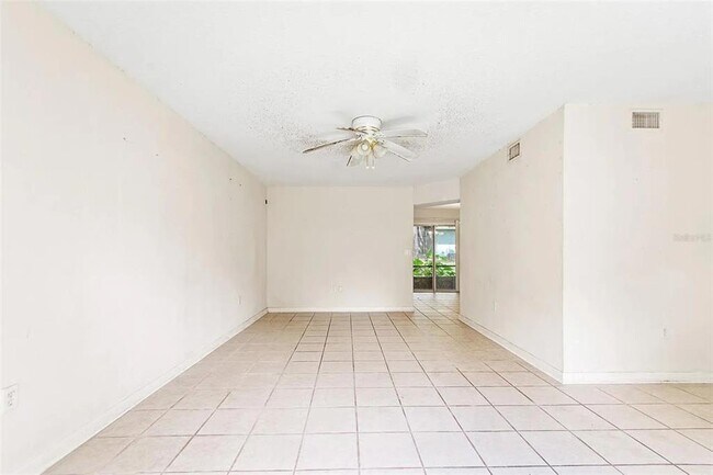 Foto del edificio - 501 SW 75th St