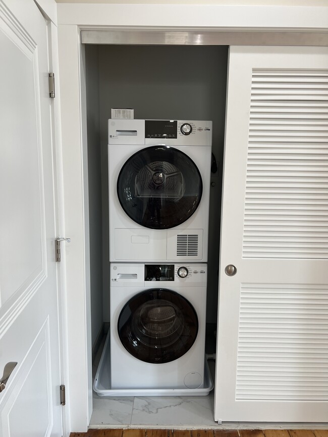 Laundry - 103 Stephen St