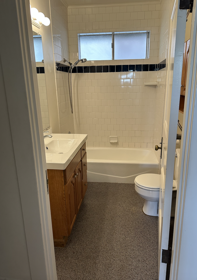 Bathroom - 1901 6th St