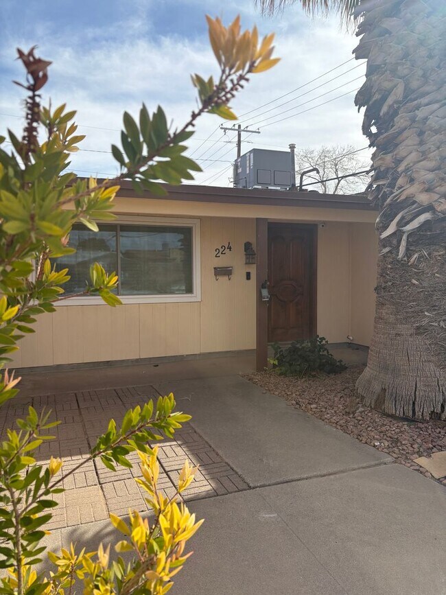 Foto del edificio - Home for rent on the Westside