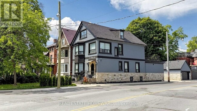 Building Photo - 124 Kendal Ave