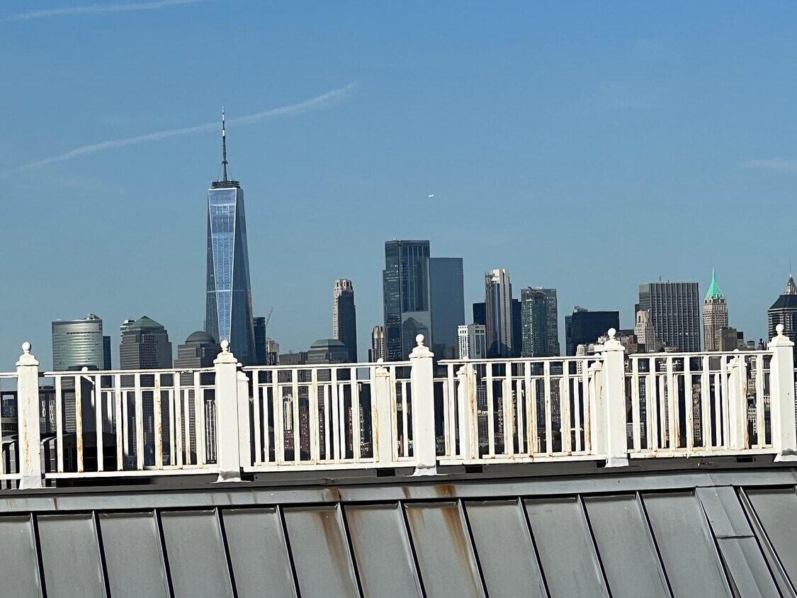 206 Shearwater Ct W Unit 63, Jersey City, NJ 07305 Condo for Rent in Jersey City, NJ