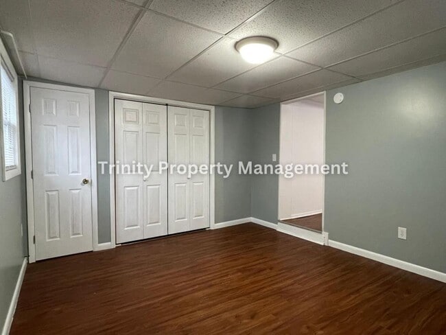 Building Photo - 116 1/2 Maryland Ave