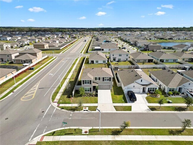 Foto del edificio - 16702 Carlton Pond St