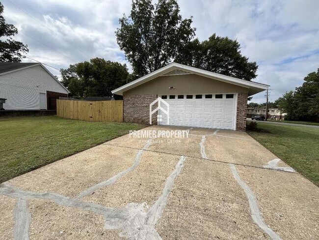 Foto del edificio - 5374 Hudgins Rd