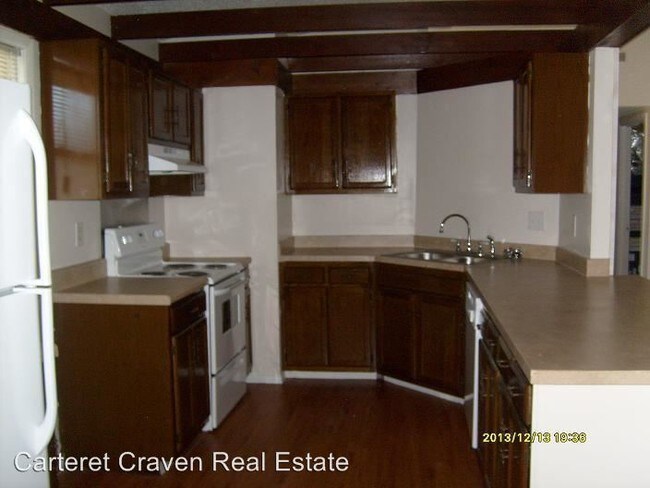 Building Photo - 407 Webb Blvd