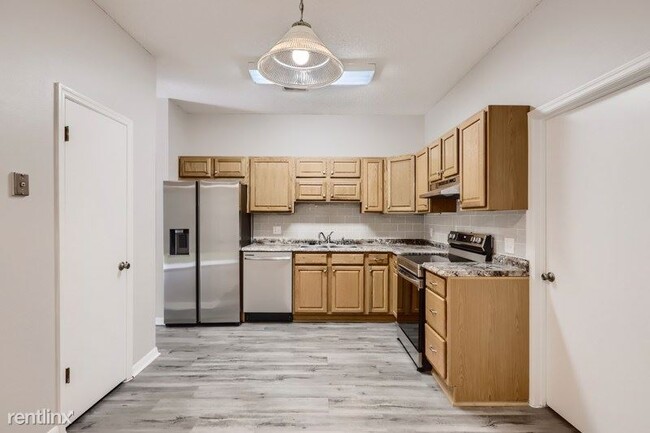 Foto del edificio - 3 br, 2 bath House - 6348 Sleepy Hollow Dr...