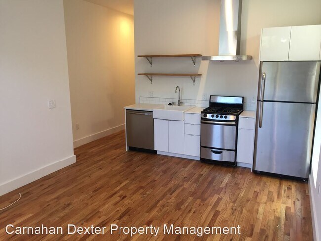 Building Photo - 132 N Alvarado St