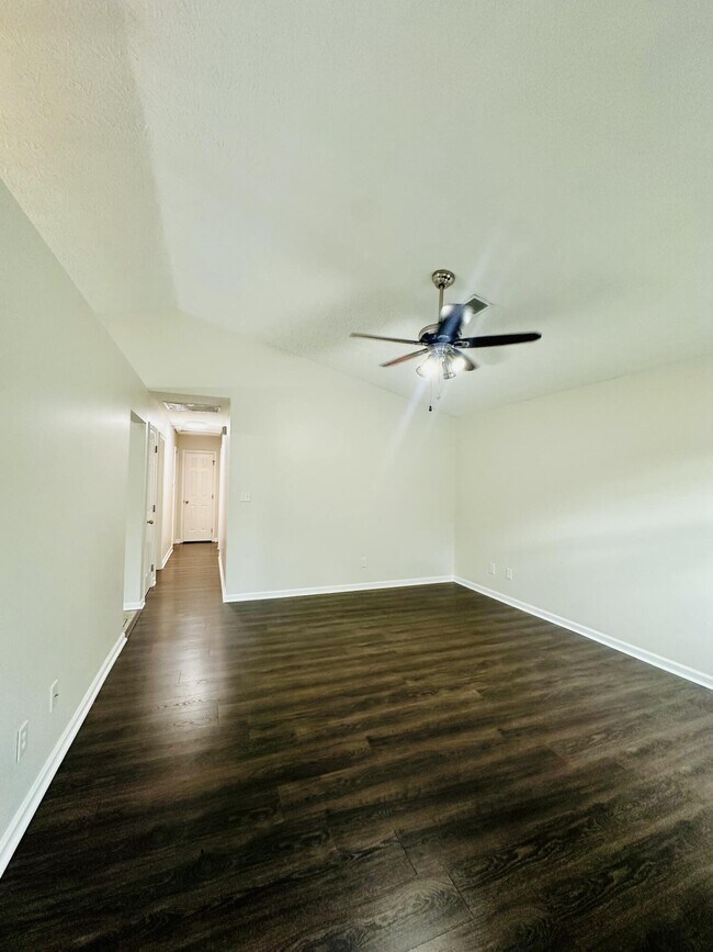 Foto del edificio - 2064 Coriander Ln