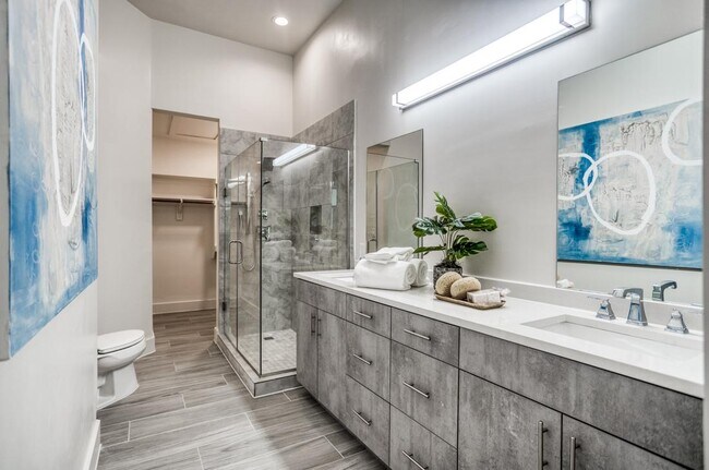 Foto del edificio - 1100 Peters St