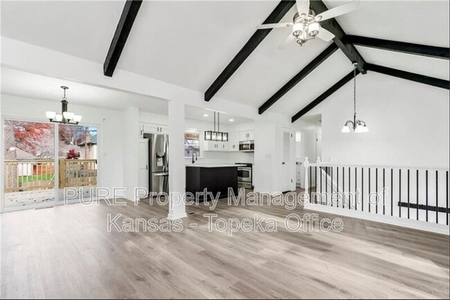 Building Photo - 12908 W 102nd St