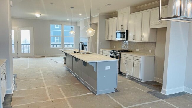 Building Photo - 161 Jameson Dr