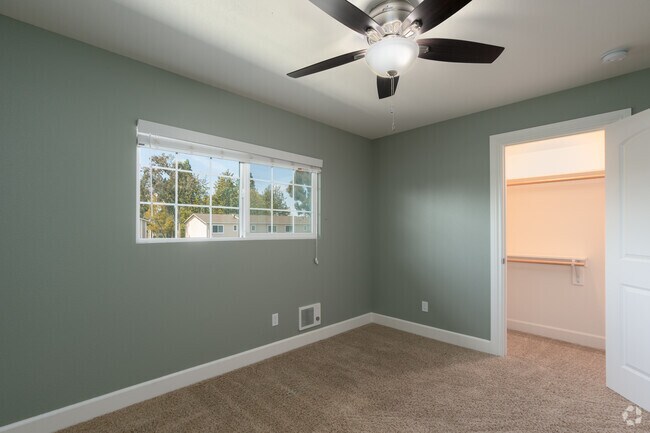 2BR, 1BA - Residencia 1 Mejorada - Briarwood Apartments