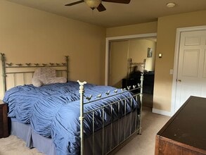 Building Photo - 107 Spring Creek Ct