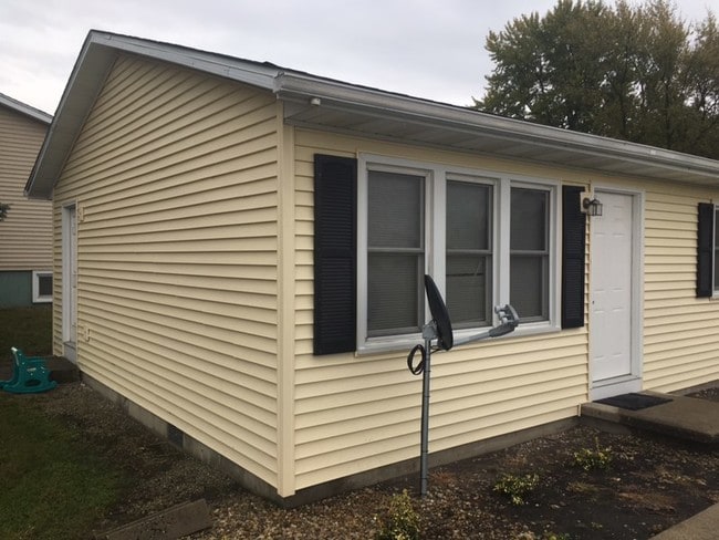 Building Photo - 211 N Calhoun St