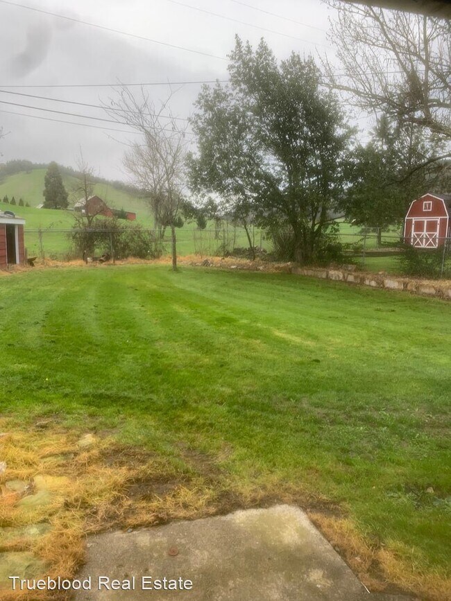 Foto del edificio - 3 br, 1 bath House - 934 4th Ave