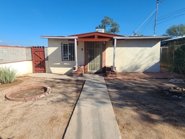 Foto del edificio - Cozy 2 bedroom 1 bathroom