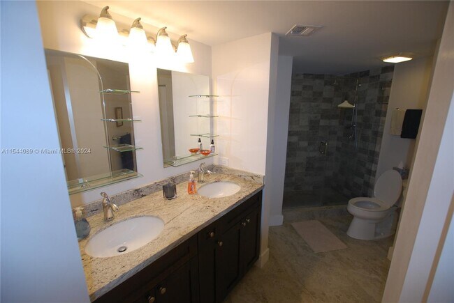 Foto del edificio - 4111 Tuscany Way