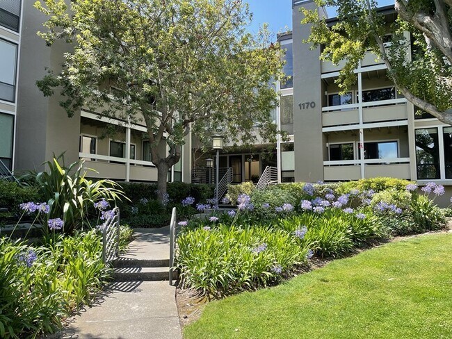 Building Photo - 1170 Foster City Blvd