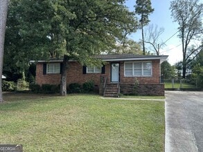 Building Photo - 1548 Cambridge Dr