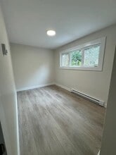 Building Photo - 14 Brule St