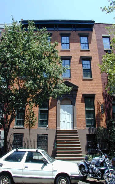 Primary Photo - 337 W 22nd St