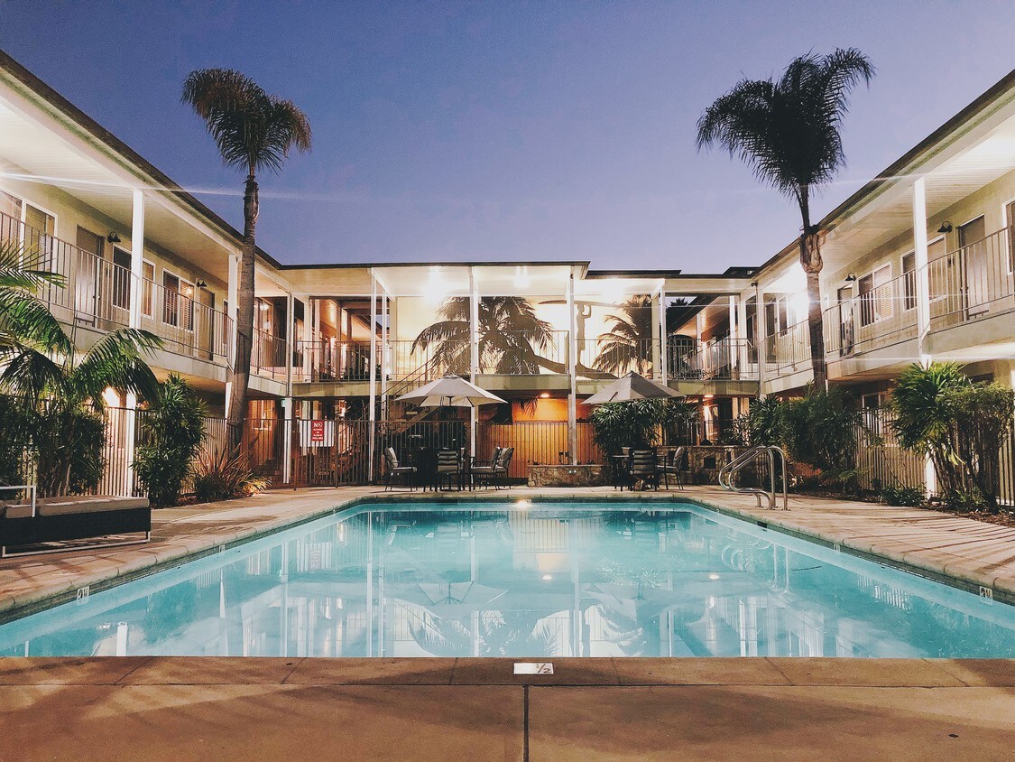 Piscina - Tahitian Apartments