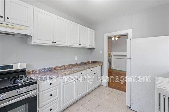 Photo - 2450 Starkamp St Apartment