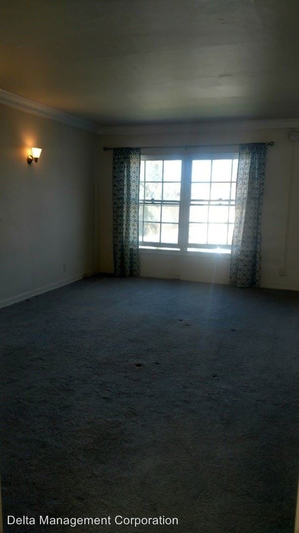 Building Photo - 1430 S Orange Grove Ave