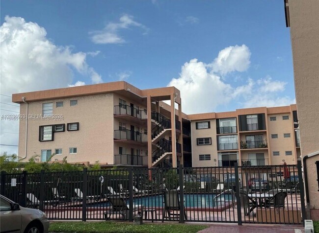 Foto del edificio - 1855 W 60th St