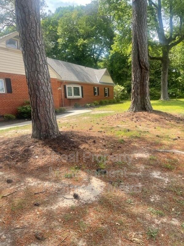 Foto del edificio - 5701 Monument Ave