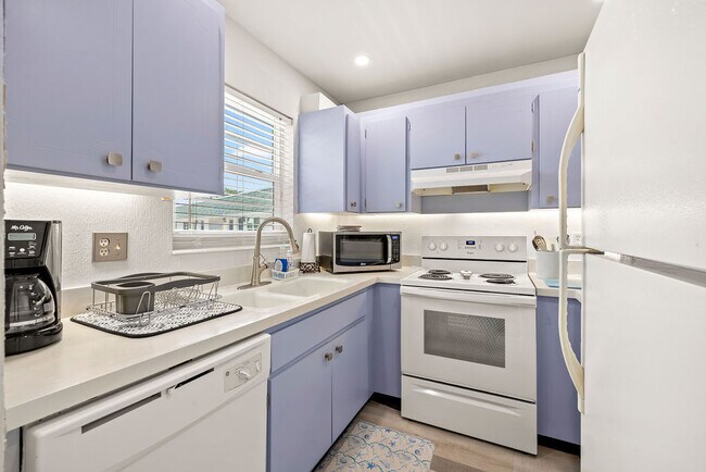 Building Photo - 2800 Indian River Blvd