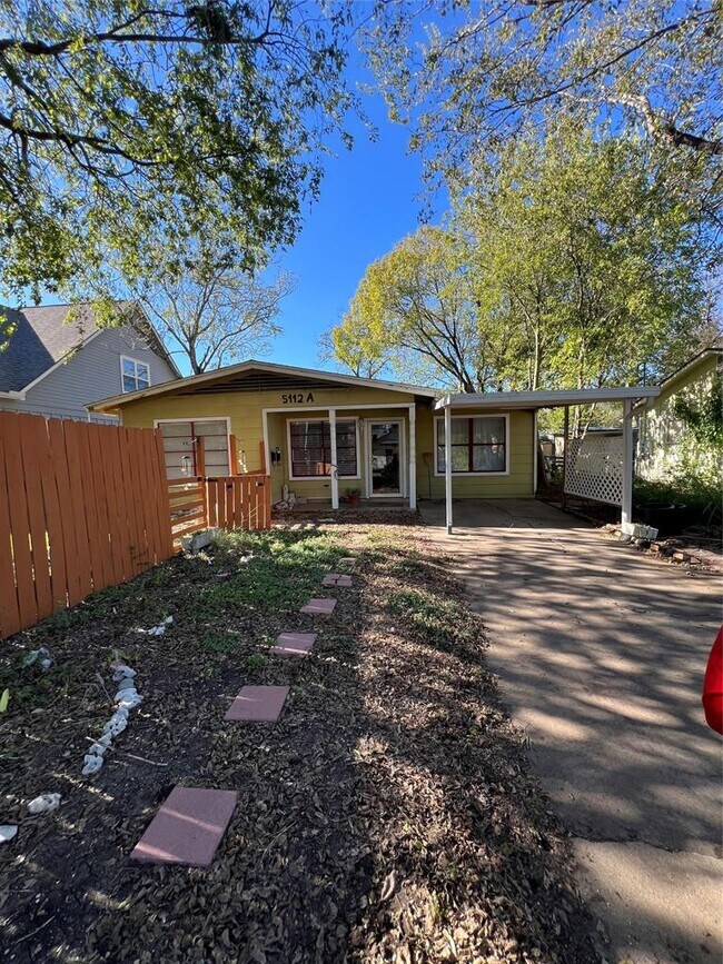 Foto del edificio - 5112 Martin Ave