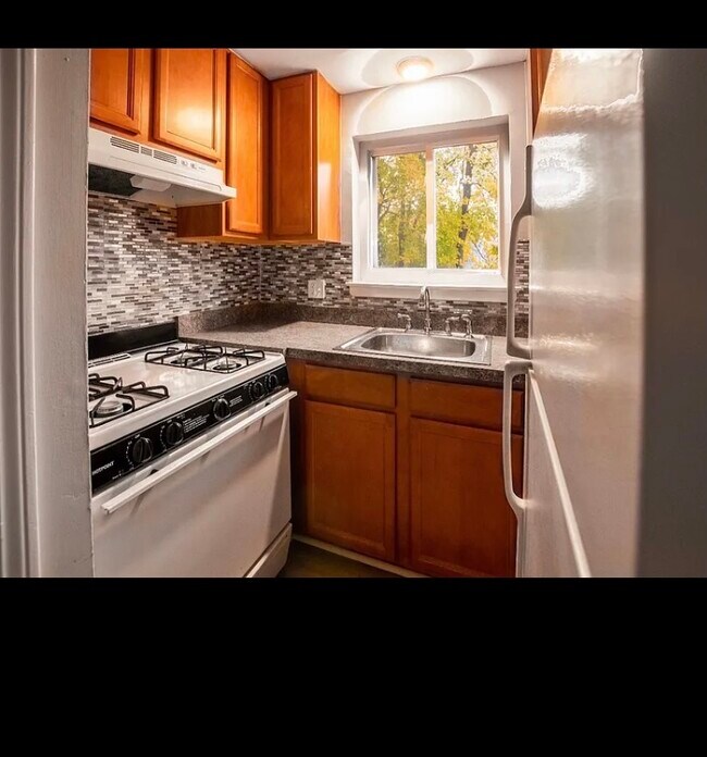 Foto del edificio - 56 Wilcox St