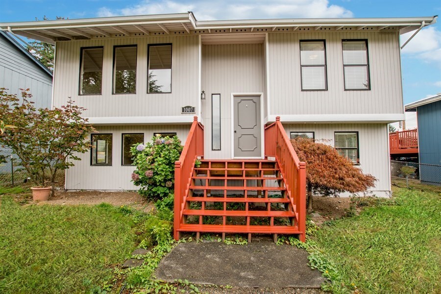 1007 Pine St, Everett, WA 98201 House Rental in Everett, WA