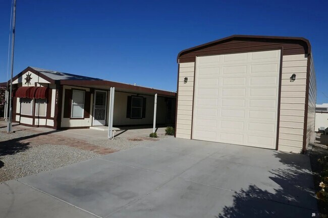 Foto del edificio - 13790 E 53rd Ln