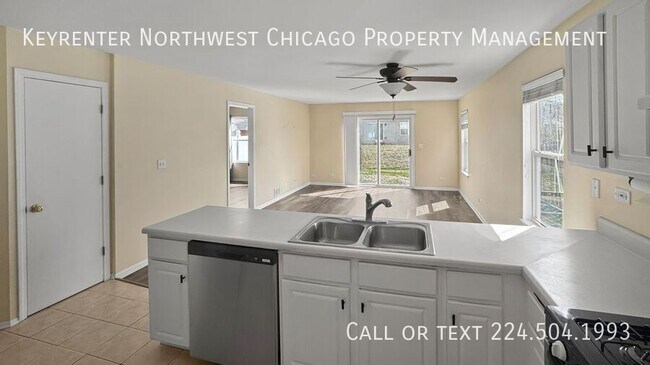 Foto del edificio - 790 Wedgewood Cir