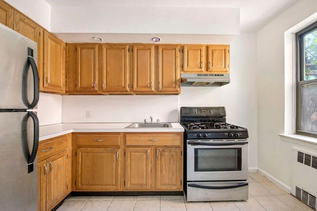 Building Photo - 138 71st Street
