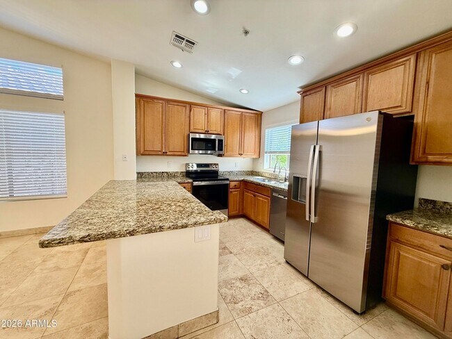Foto del edificio - 15731 N 102nd St