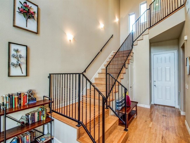 Foto del edificio - 1408 Clarinet Ln