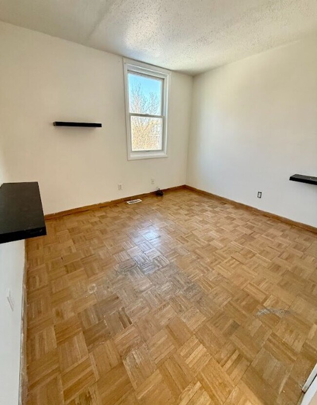 Foto del edificio - 539 Fox St