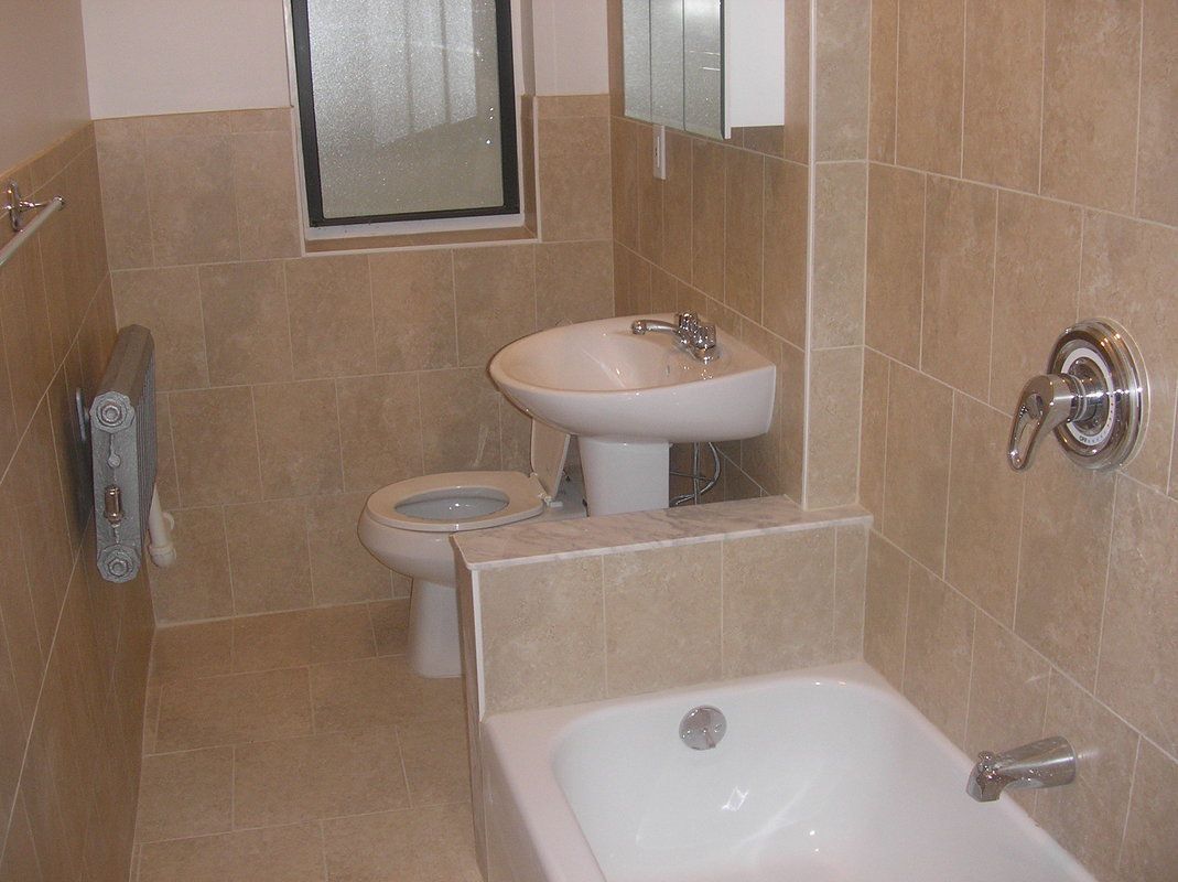 Foto principal - 304 E 77th St