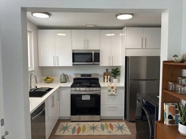 Foto del edificio - 903 S Barrington Ave