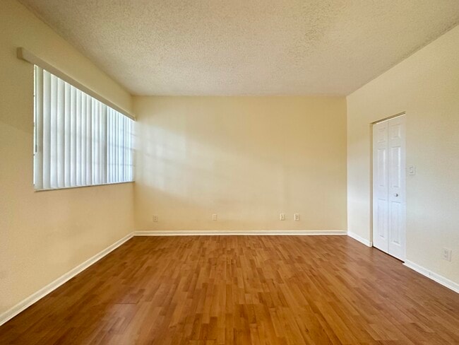 Building Photo - 631 Cypress Lake Blvd