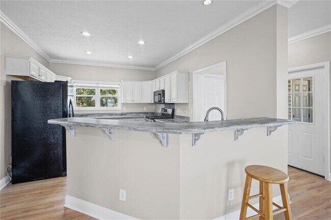 Foto del edificio - 3917 Bayfront Rd