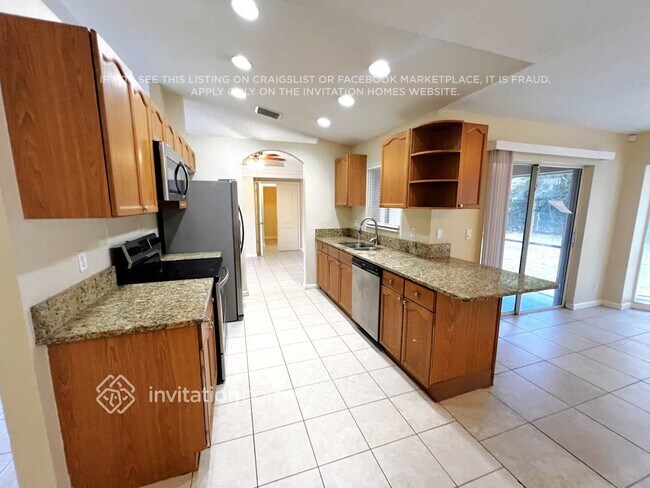 Foto del edificio - 1070 SW Aurelia Ave