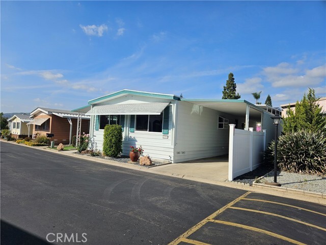 Building Photo - 2851 Rolling Hills Dr