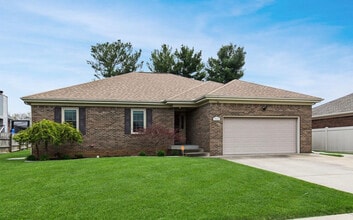 Building Photo - 7424 Crawfordshire Ln