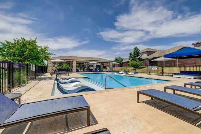 Foto del edificio - Townes on Tenth Townhomes