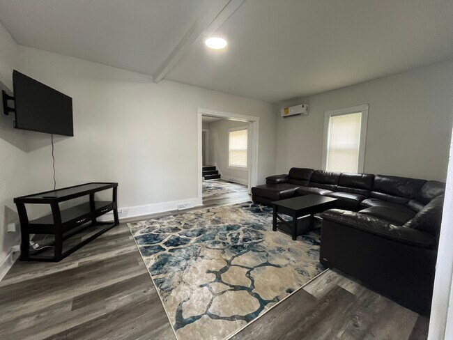 Foto del edificio - 222 Prescott Ave